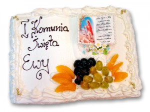 Tort komunijny Ewy ozdobiony we Wrocłąwiu